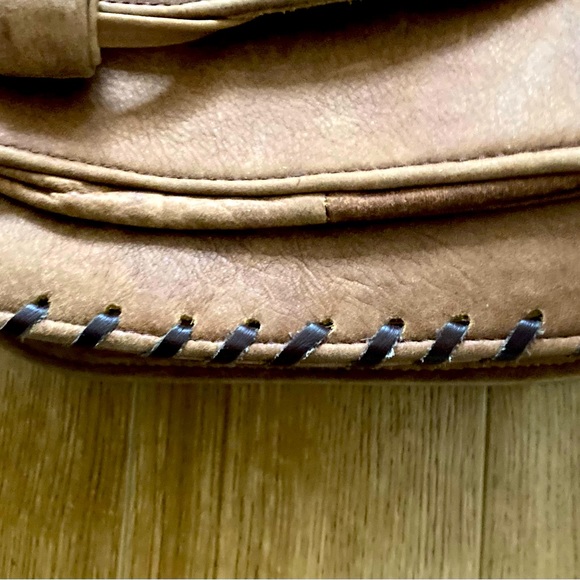 AIDA Large Rawhide Saddle Bag w Decorative Braid & Tassel,Full-grain Leather Bag - Picture 4 of 9
